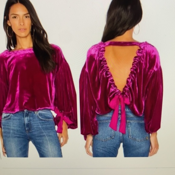 Free People cobalt blue velvet top. - Picture 2 of 10